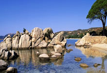 爱游戏官方-恩菲尔德技战术演练密集，冲刺冠军全力以赴