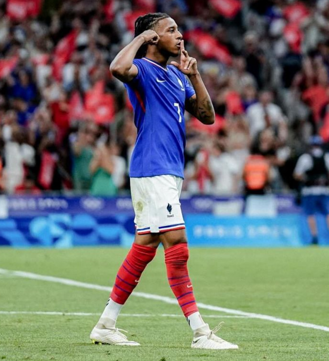 爱游戏娱乐-关于奥地利足球队球员展示出色才华的信息