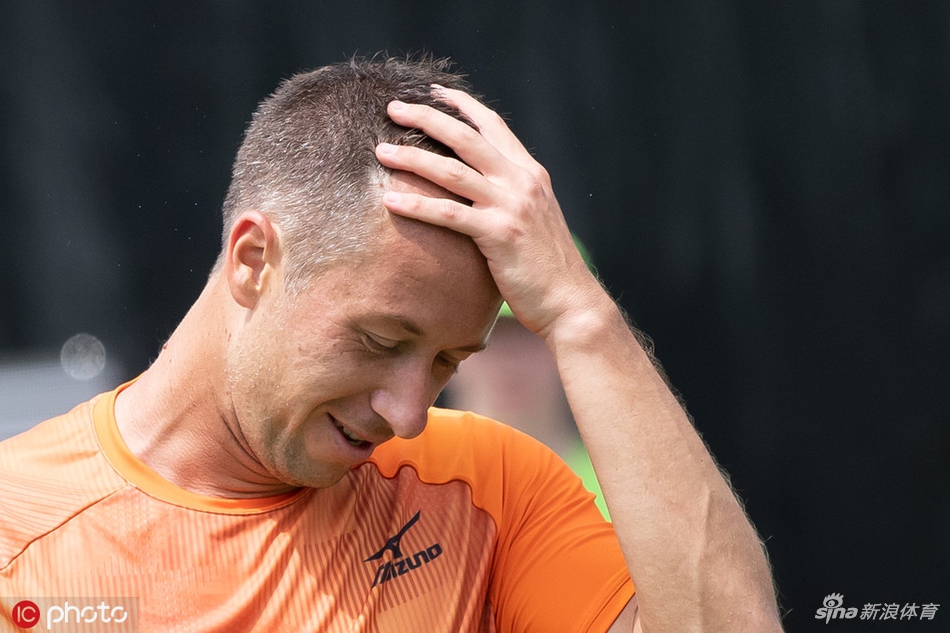 斯图加特老将宣布将退役,球队或面临阵容变动的简单介绍 斯图加特老将宣布将退役,球队或面临阵容变动的简单介绍