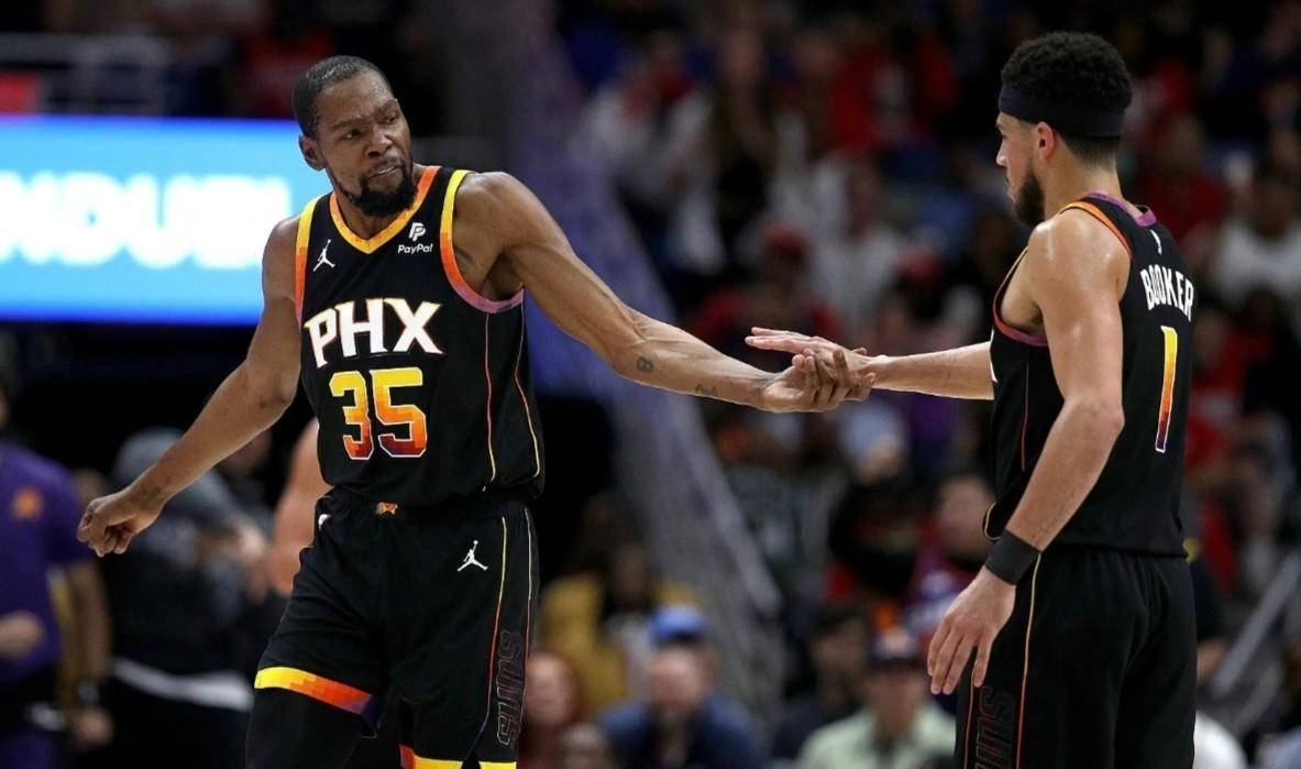 爱游戏大厅-爵士客场力克太阳，米切尔砍下分的简单介绍