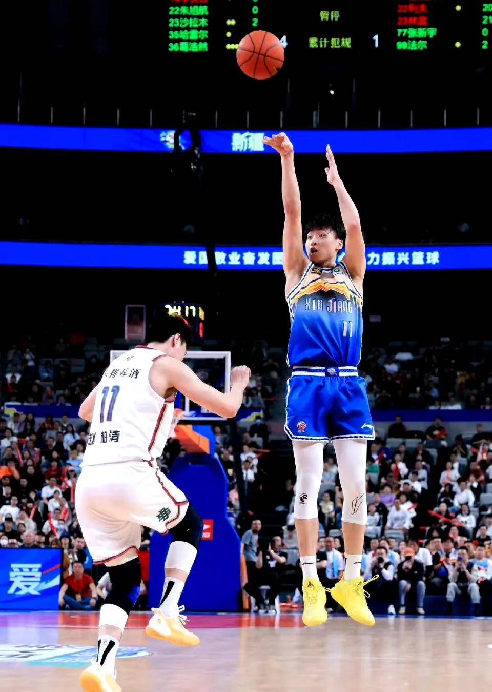 爱游戏在线-球队状态回勇，冲刺季后赛希望渐浓的简单介绍