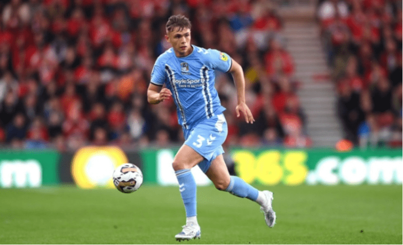 曼城后卫迎来生涯代表,立即表现突出的简单介绍 曼城后卫迎来生涯代表,立即表现突出的简单介绍