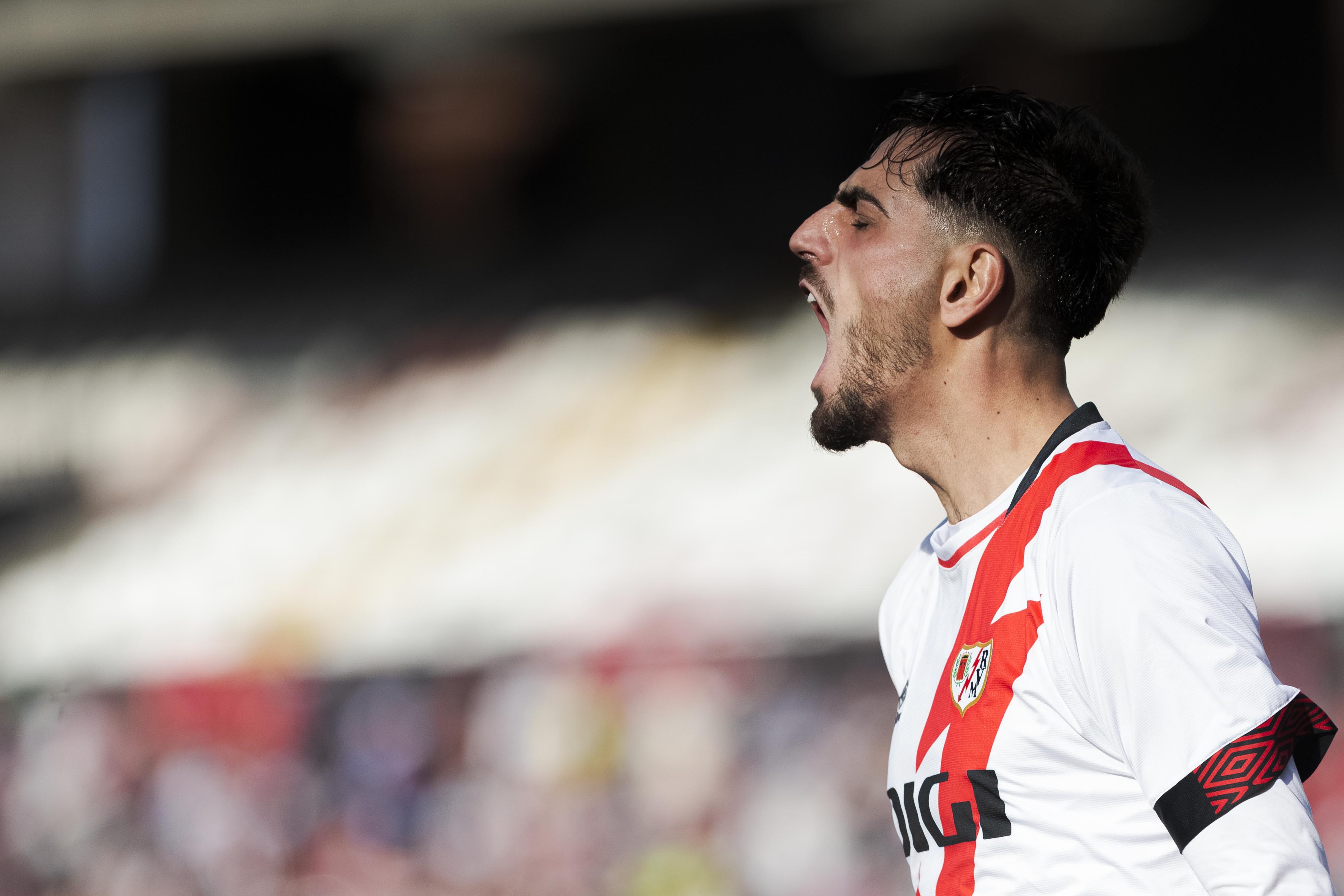 不敌强敌球队处境尴尬,反思战术策略调整的简单介绍 不敌强敌球队处境尴尬,反思战术策略调整的简单介绍