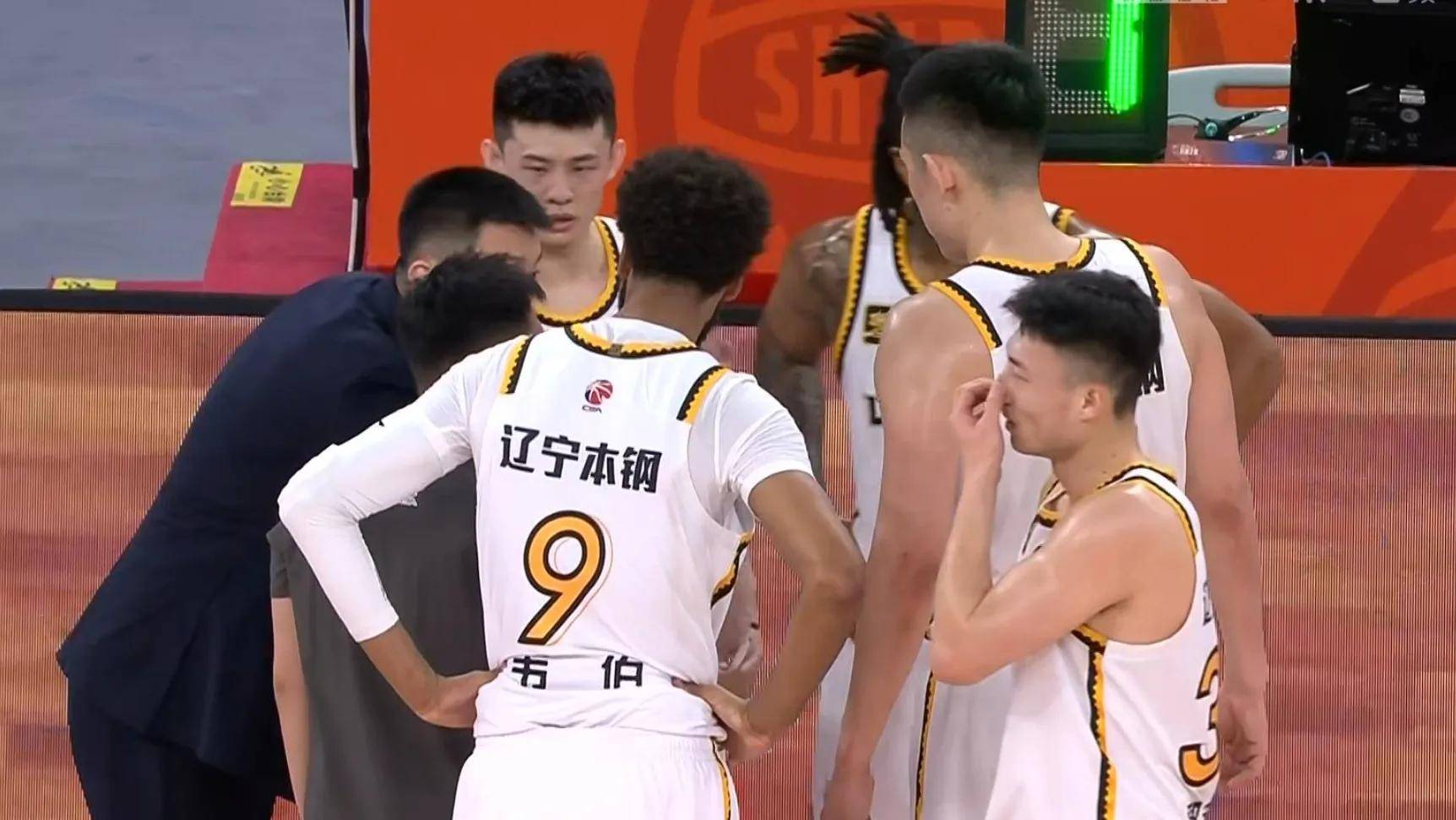 辽宁男篮胜出最新一场比赛,全队表现抢眼 辽宁男篮胜出最新一场比赛,全队表现抢眼