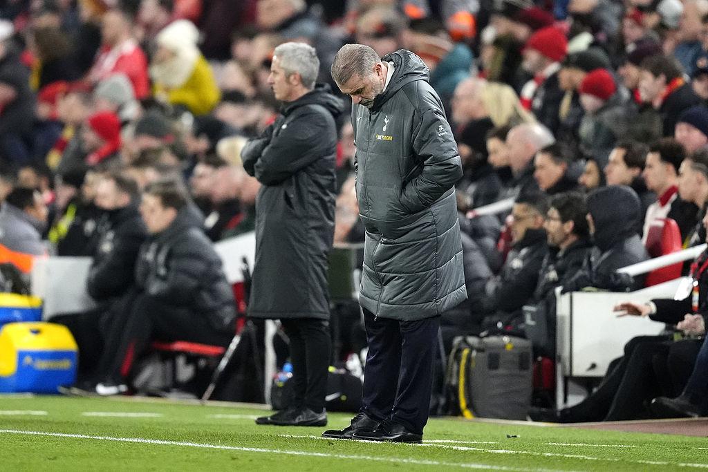 包含热刺客场不敌利物浦，悲催的连败加剧了危机的词条