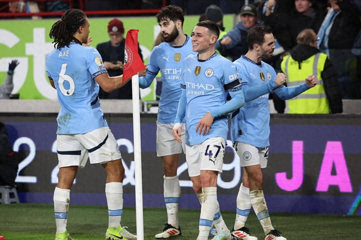 爱游戏在线-曼城客场大胜多特蒙德，阿圭罗梅开二度的简单介绍