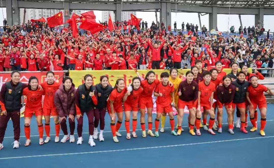 爱游戏-关于高质比赛，紧张的赛场氛围令人热血沸腾！的信息