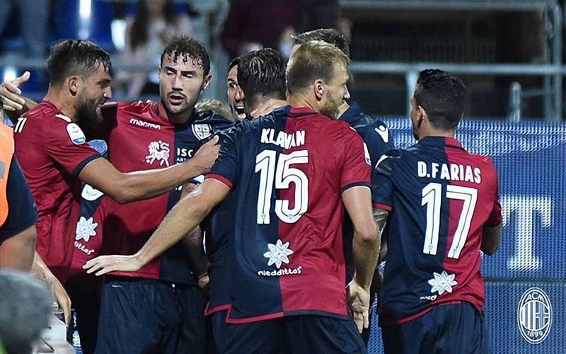 关于奥格斯堡客场负于沙尔克，遭遇失利的信息