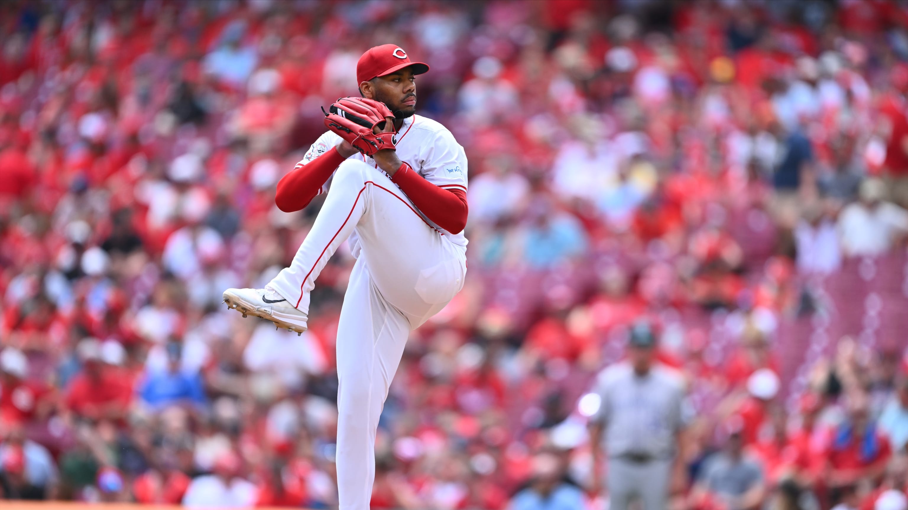 爱游戏官网-关于恶劣天气影响球员表现，赛季备受挑战的信息