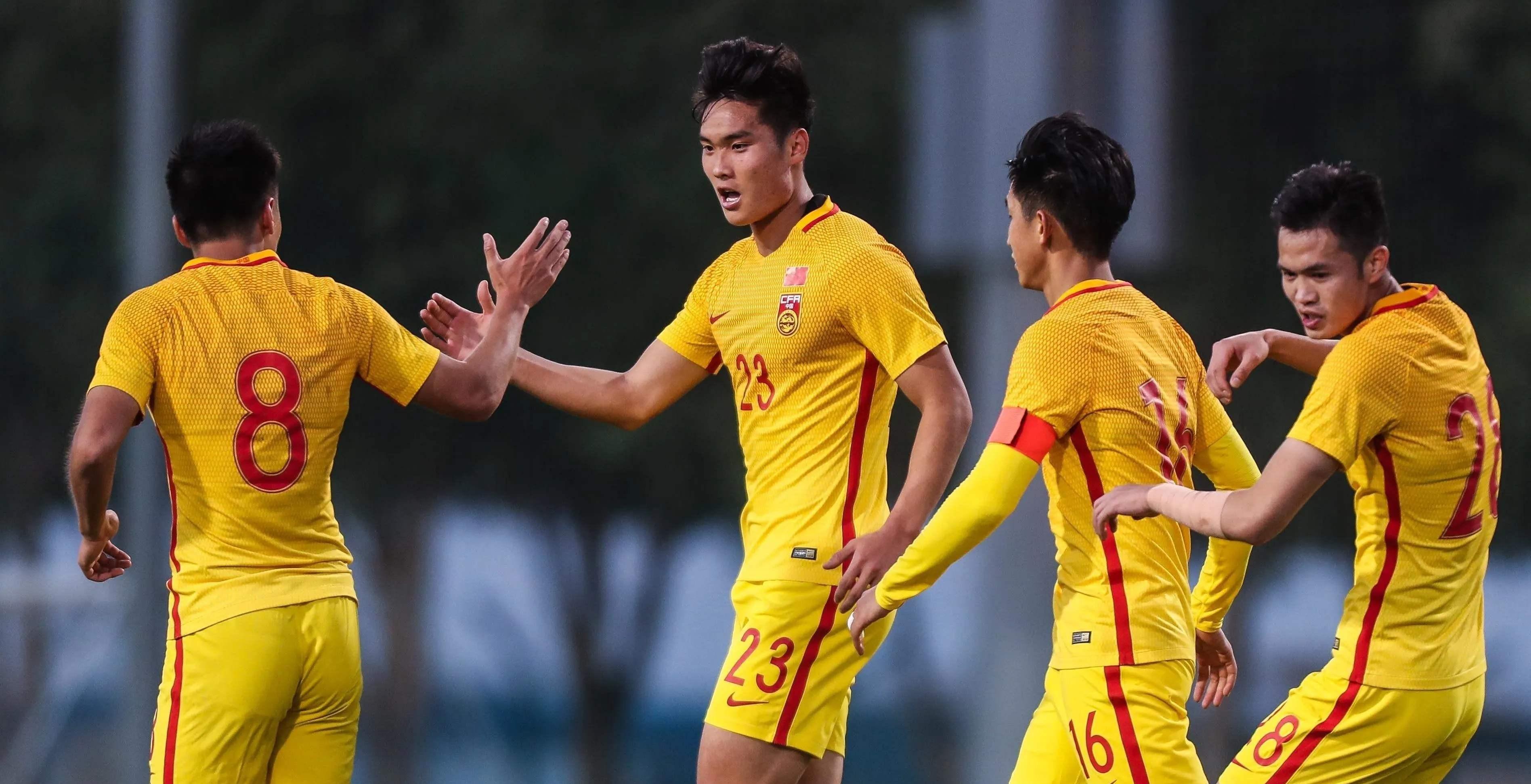 关于恶劣天气影响球员表现，赛季备受挑战的信息