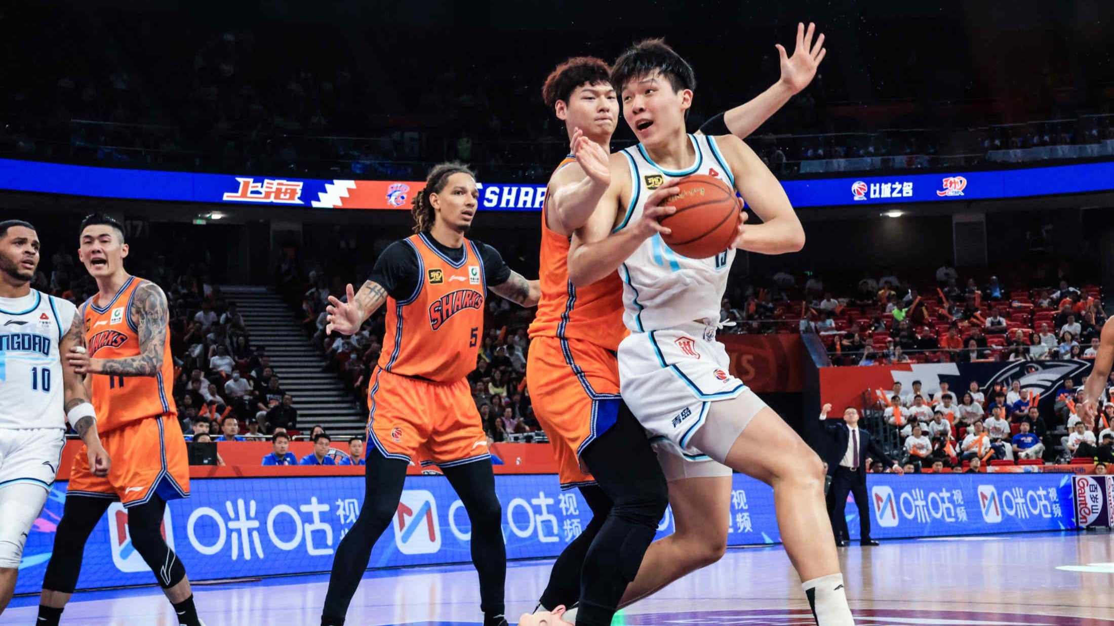 爱游戏官方-关于上海队主场遭遇失利，需调整战术的信息