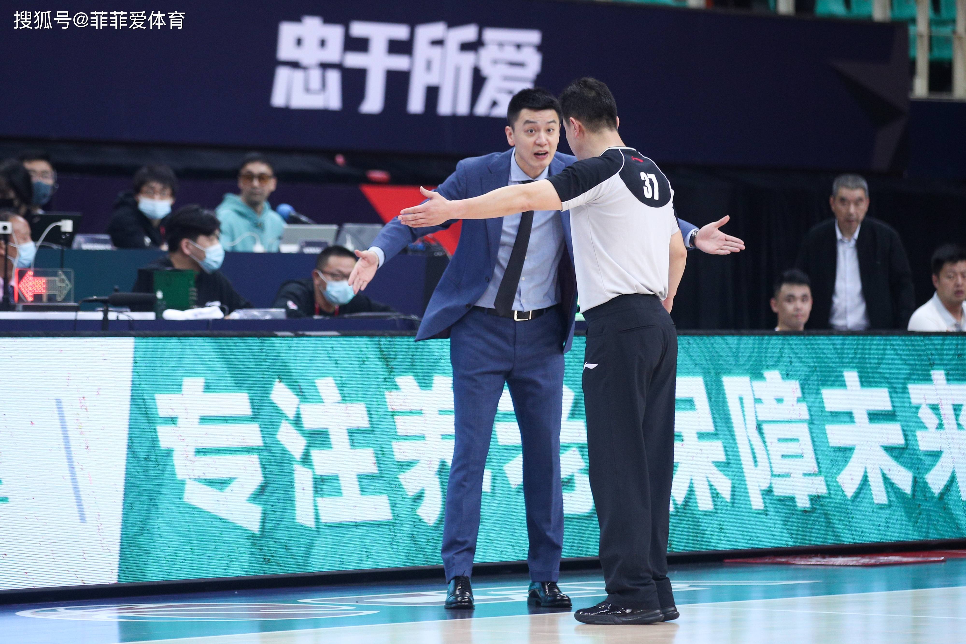 激烈得不可思议!这场比赛注定会成为经典的简单介绍 激烈得不可思议!这场比赛注定会成为经典的简单介绍