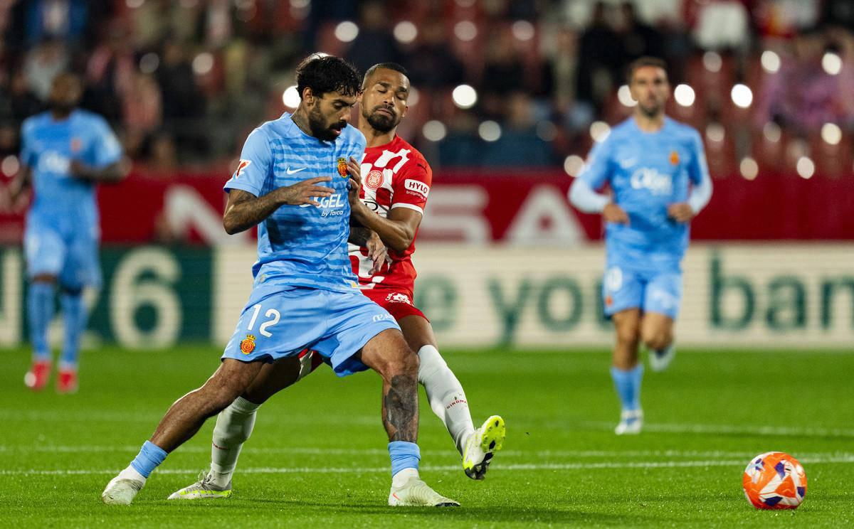 爱游戏APP-包含水晶宫挑战狼队，强强对话一触即发！的词条