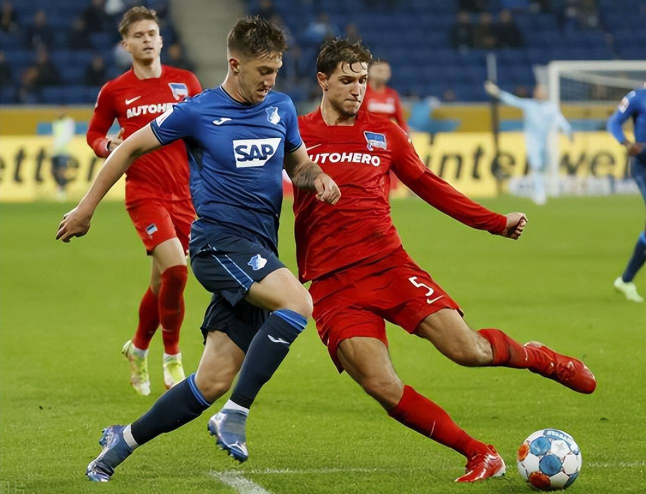 包含水晶宫挑战狼队,强强对话一触即发!的词条 包含水晶宫挑战狼队,强强对话一触即发!的词条