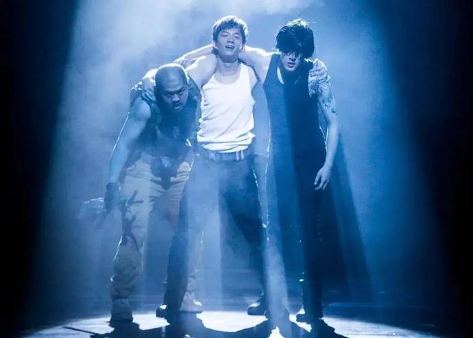 爱游戏娱乐-精良选手的强悍表现震撼人心