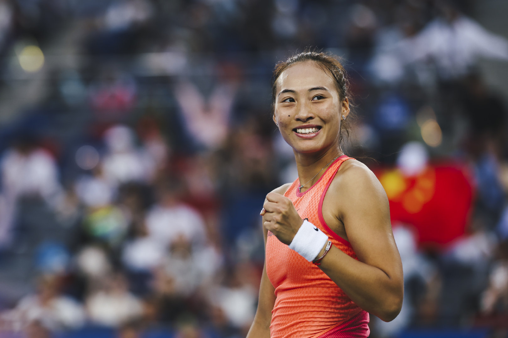 爱游戏下载-热点话题:加拿大选手接连得分的简单介绍