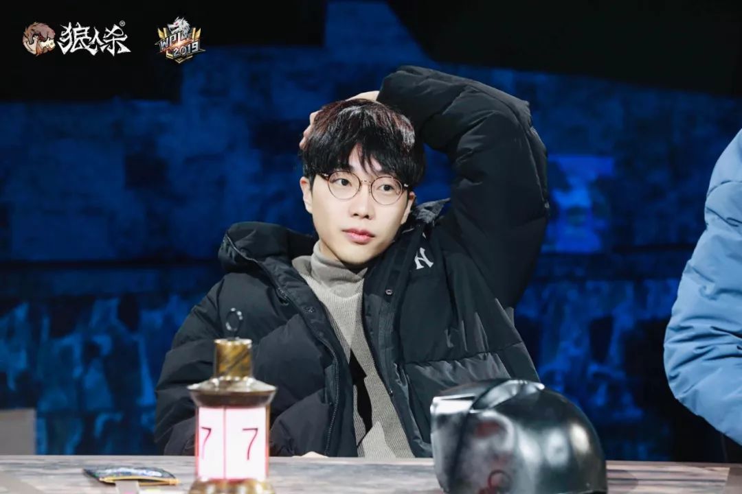 包含棒球赛季收官，冠军榜单揭晓的词条