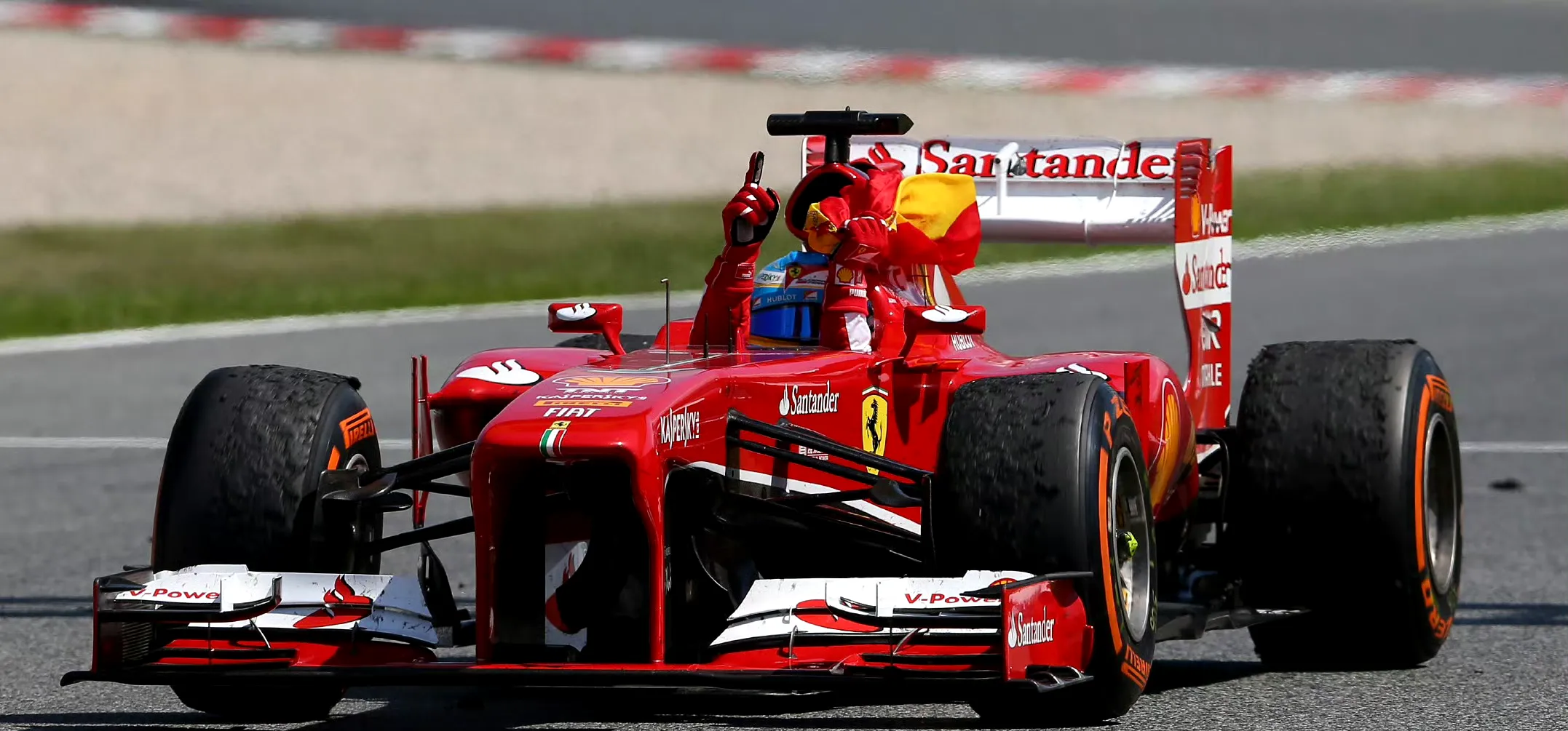 爱游戏tv-雷诺车队翻盘哈斯车队，阿隆索惊艳四座的简单介绍