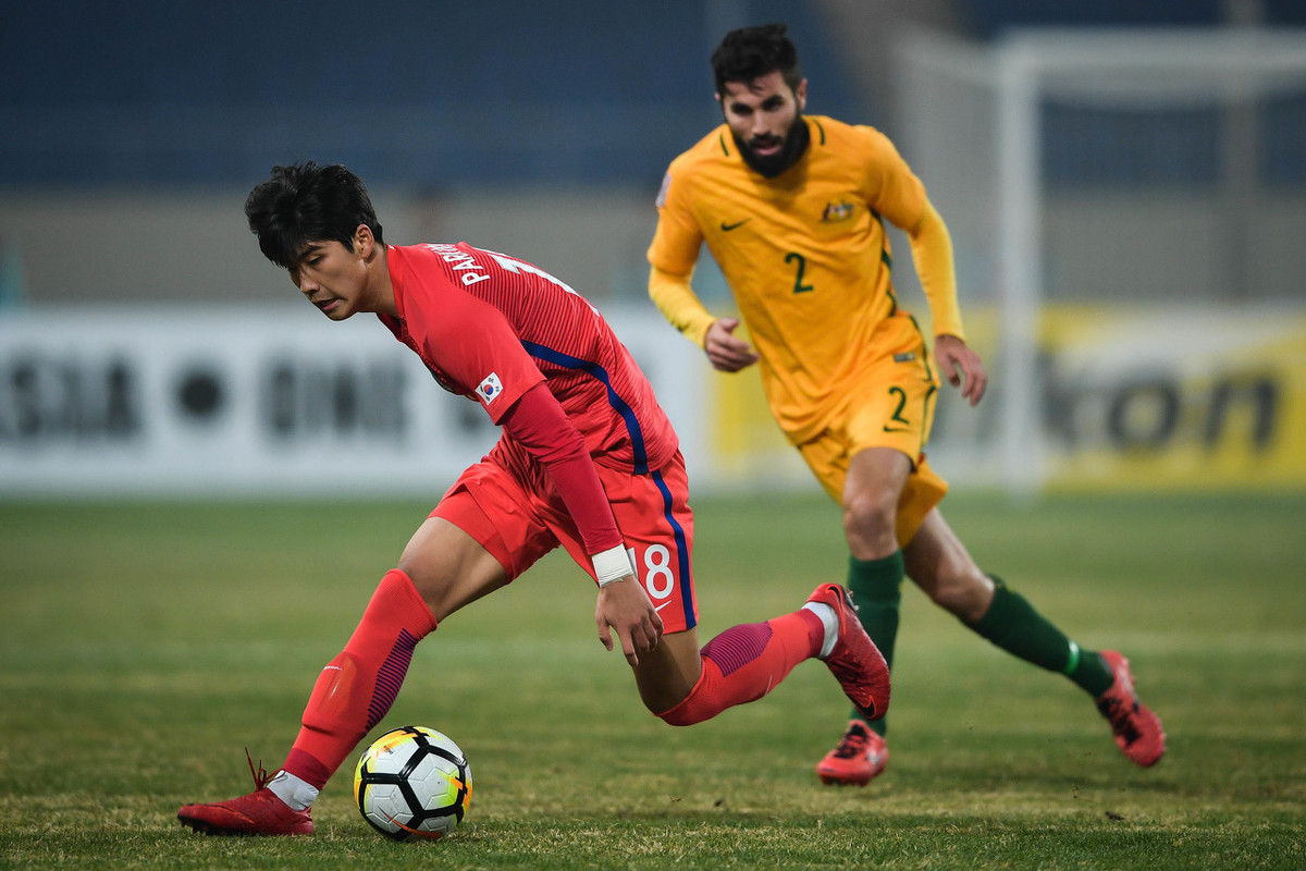 上海队碾压青岛队,米切尔状态火热 上海队碾压青岛队,米切尔状态火热