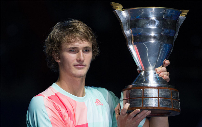 澳网逆转戴维斯杯,兹维列夫刷新纪录 澳网逆转戴维斯杯,兹维列夫刷新纪录