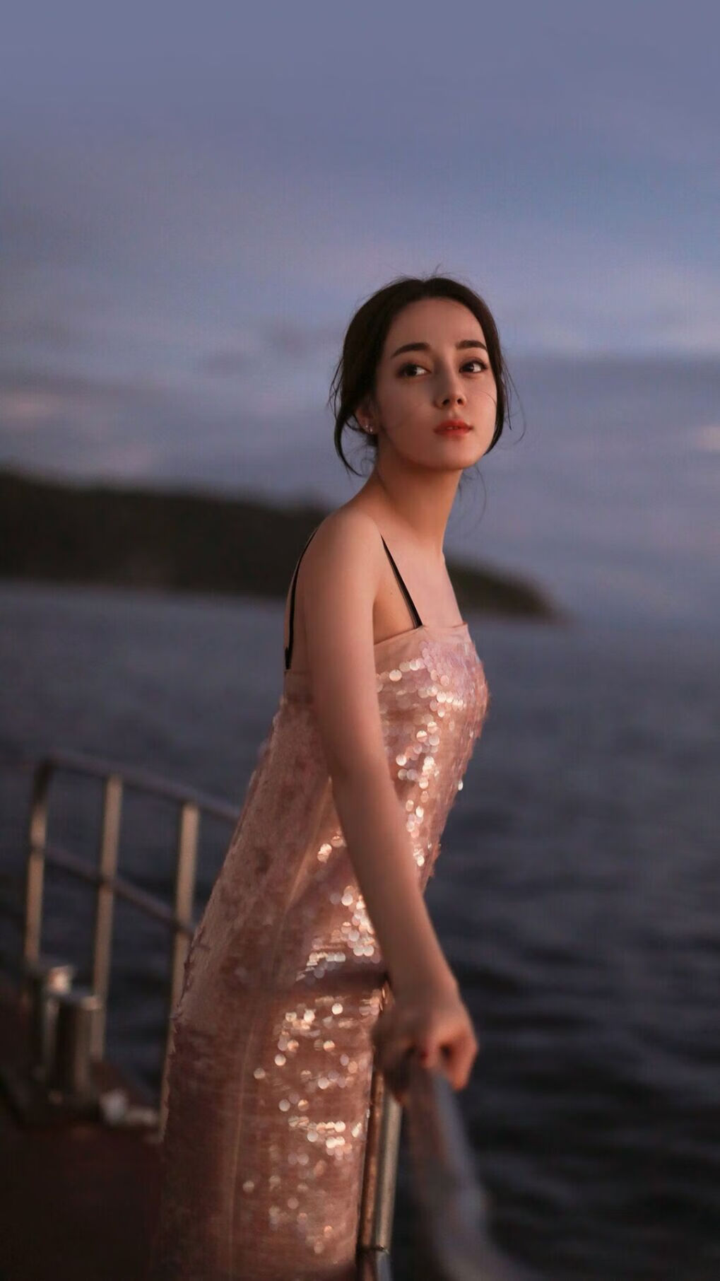 爱游戏官网-约基奇在公牛对阵浙江队的焦点战中证明自己，跨联盟较量的辉煌时刻