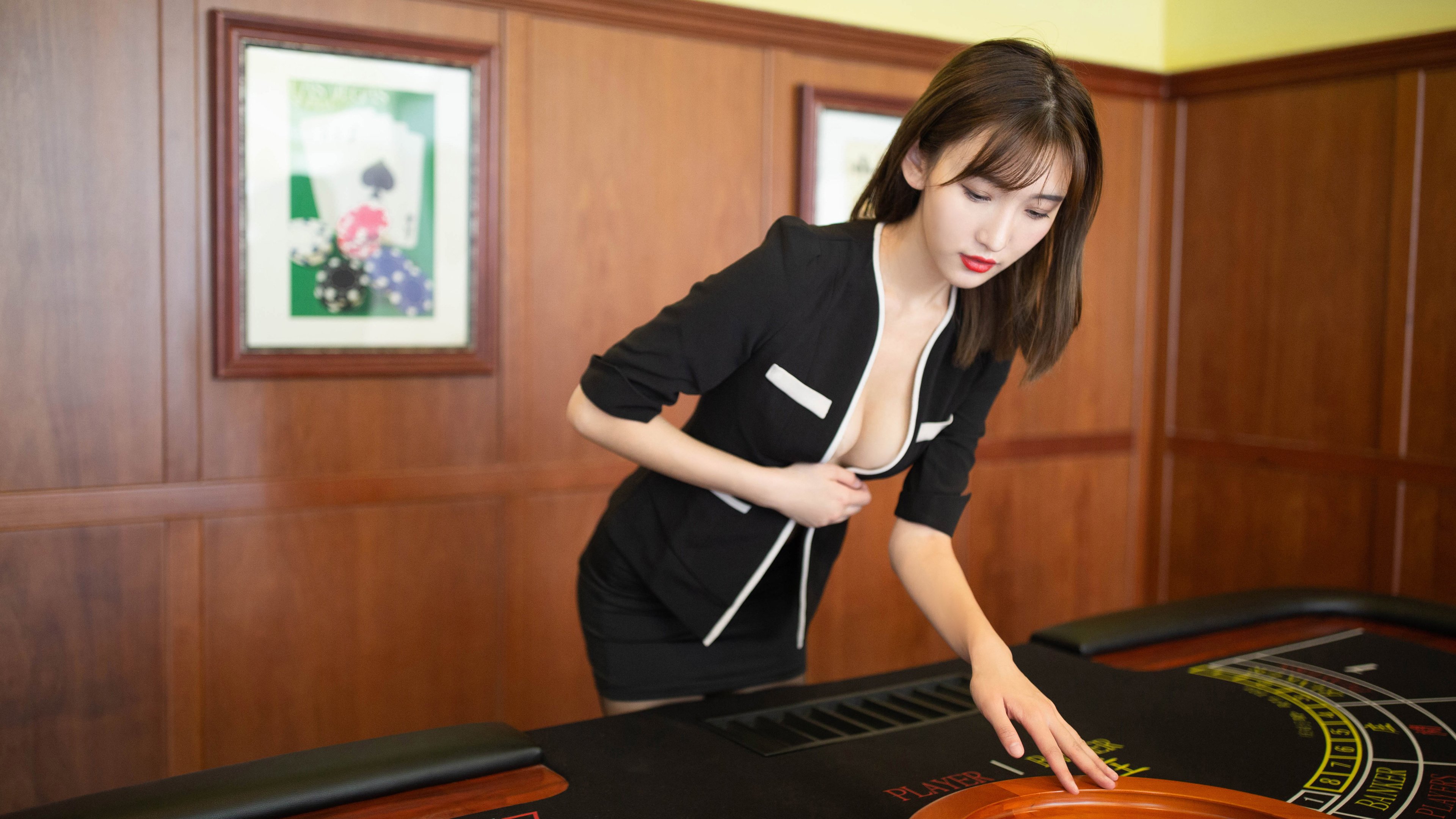 从险胜到主宰，快船与利拉德的篮球胜利启示